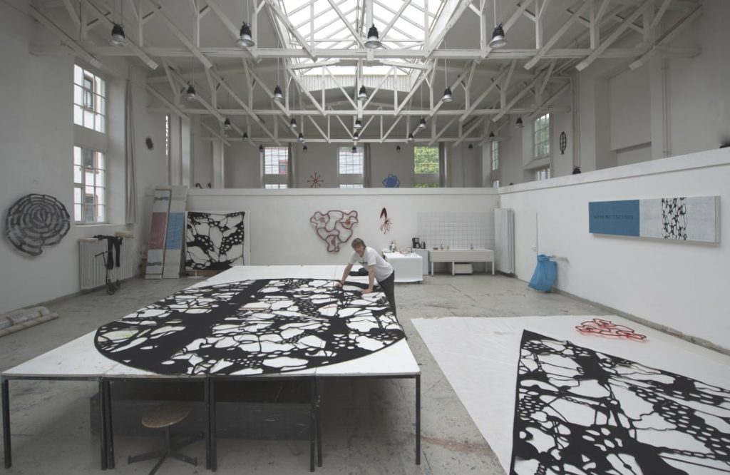 DEEDS WORLD - Artist Interview Bodo Korsig - Studio_2