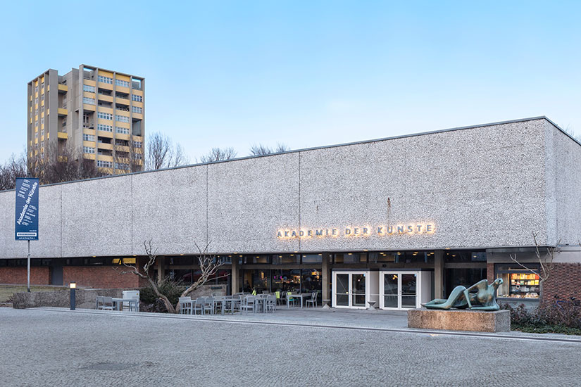 ART-at-Berlin-Akademie-der-Kuenste-Hanseatenweg-Foto-Timo-Ohler