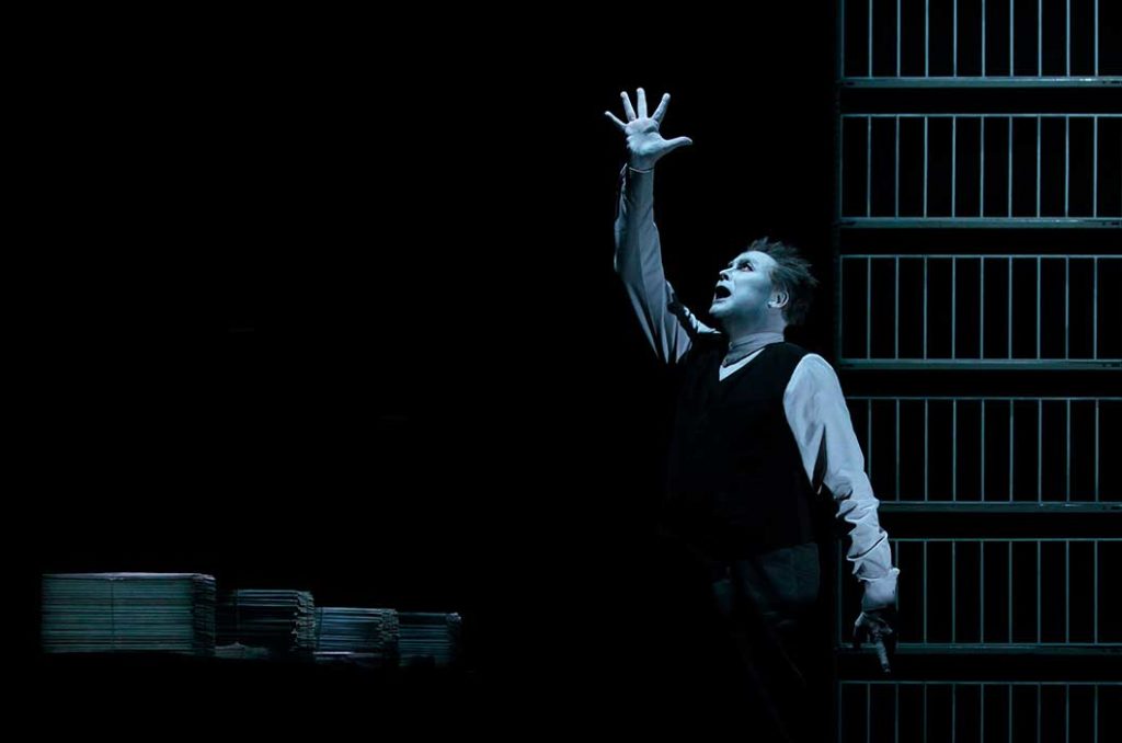 DEEDS.WORLD-2011KRAPP1202021©-Lucie-Jansch_-min