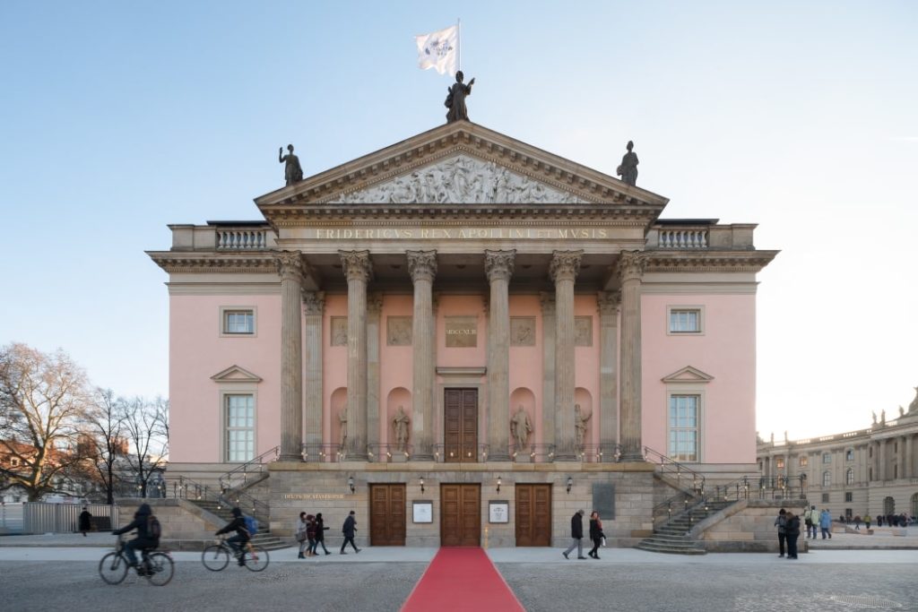 ART at Berlin - STAATSOPER Unter den Linden Foto Marcus Ebener