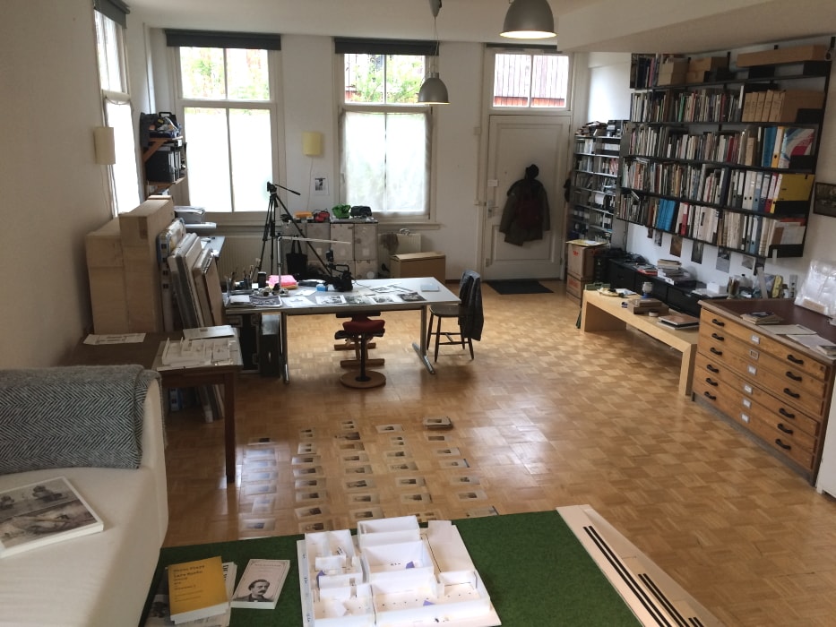 DEEDS WORLD - Artist Studio Fiona Tan