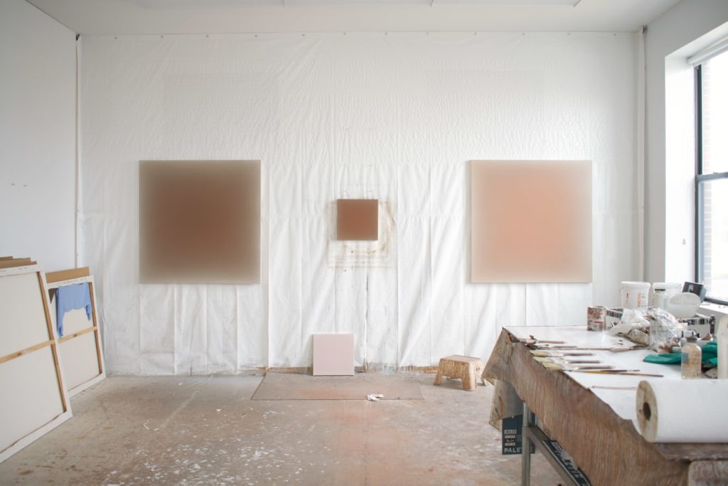 DEEDS WORLD - Artist Interview - Gwen Hardie - 5 - Painting wall 2021