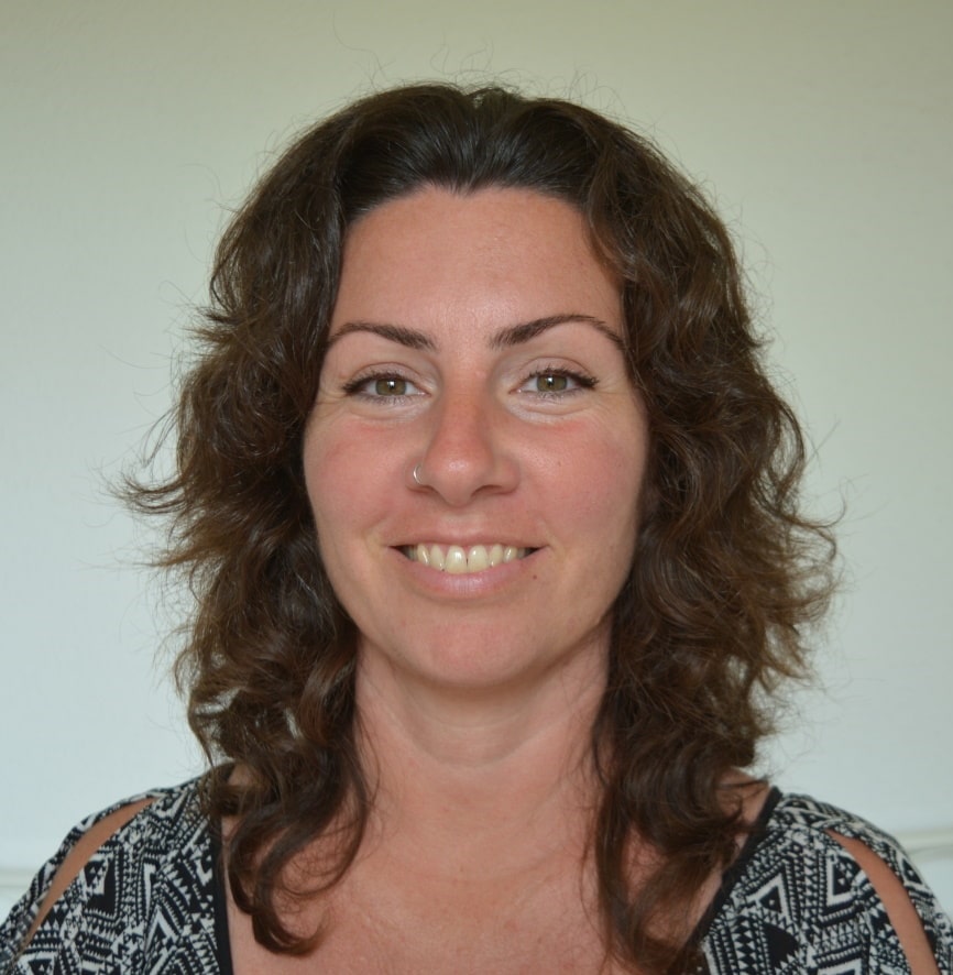 DEEDS WORLD - Interview Marina Apud Schneider - Portrait